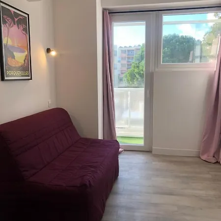La Cle -climatisation - Parking Prive - Ideale - Professionnels - Familles - Amis Apartment Hyeres
